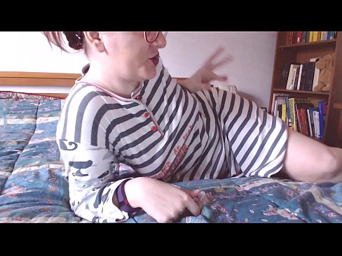 ❤️ この大きな黒いチンコを口に含む小さな奴隷 ❌ at us ja.hqpornvideos.ru ❌️